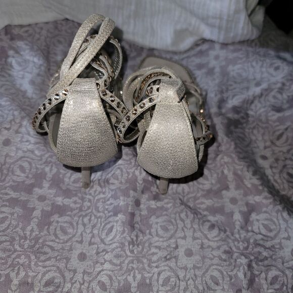 Jennifer Lopez heels - Picture 6 of 7